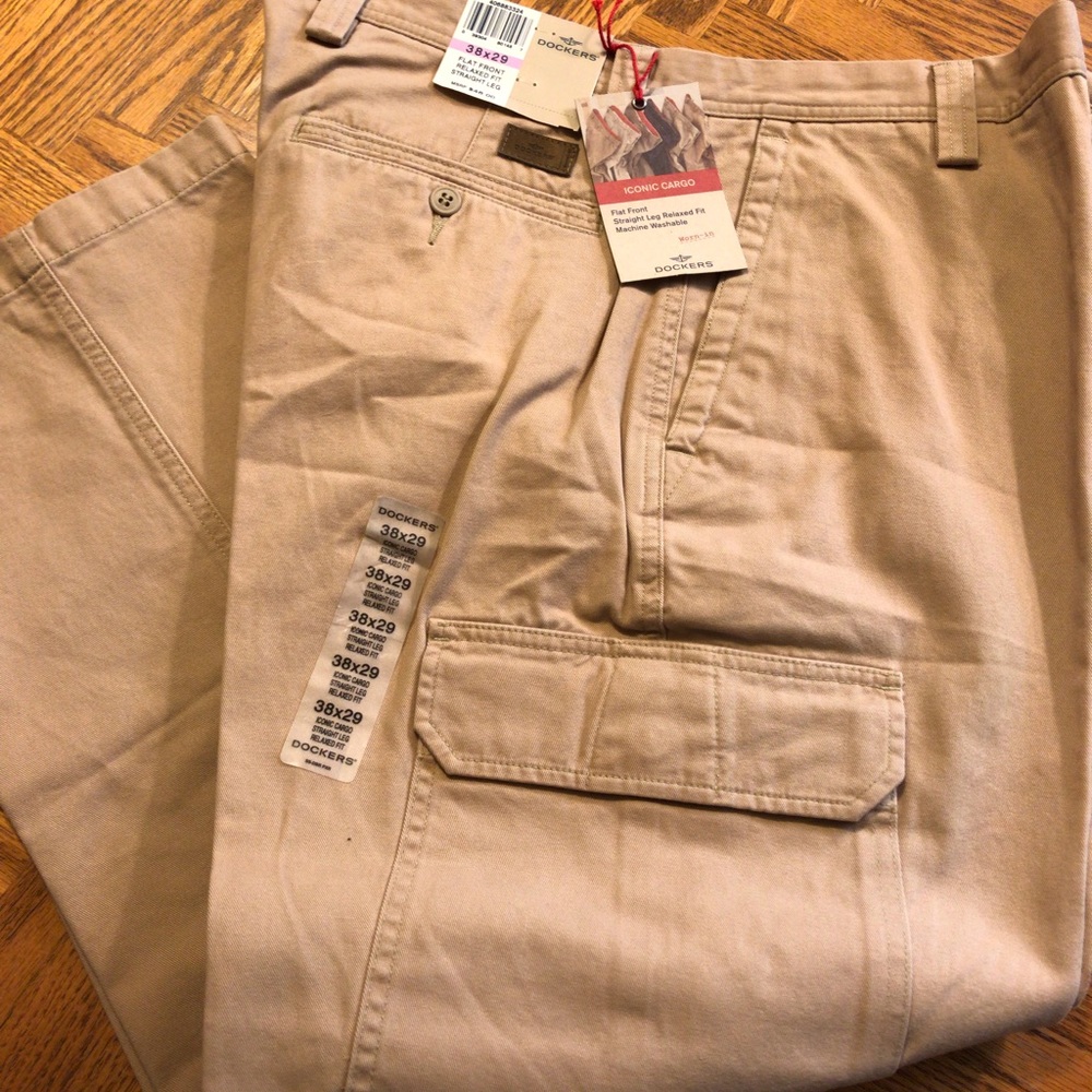 New Dockers Iconic Cargo Pants